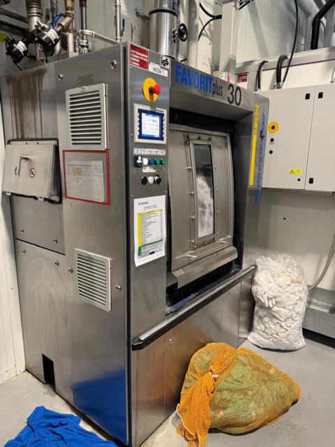 Kannegiesser Waschschleudermaschine FA 300  + BW